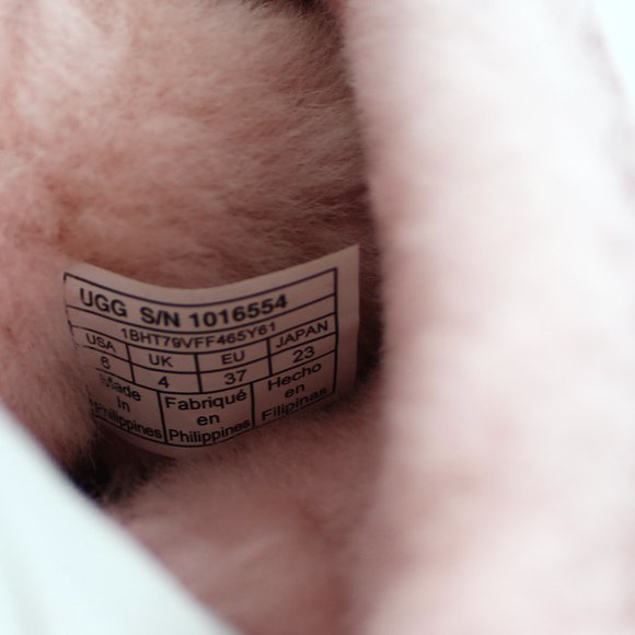 NEW UGG Mini Bailey Swarovski Crystal Button Boot - Picture 14 of 16